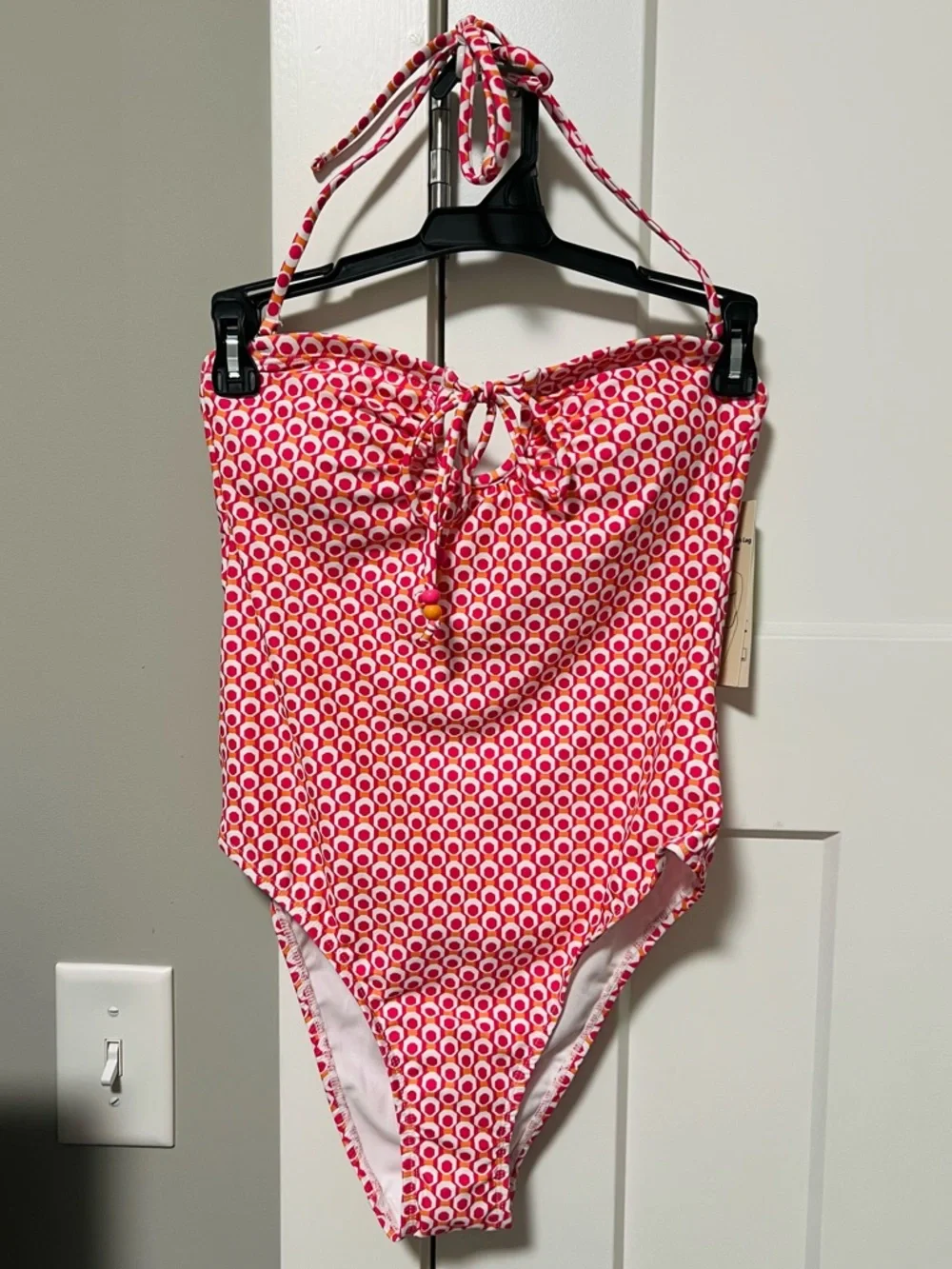 NWT No Boundaries Geo Jam Keyhole One-Piece Swimsuit Pink Retro Small
